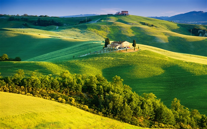 Italia, campos verdes, hermoso paisaje Fondos de pantalla, imagen
