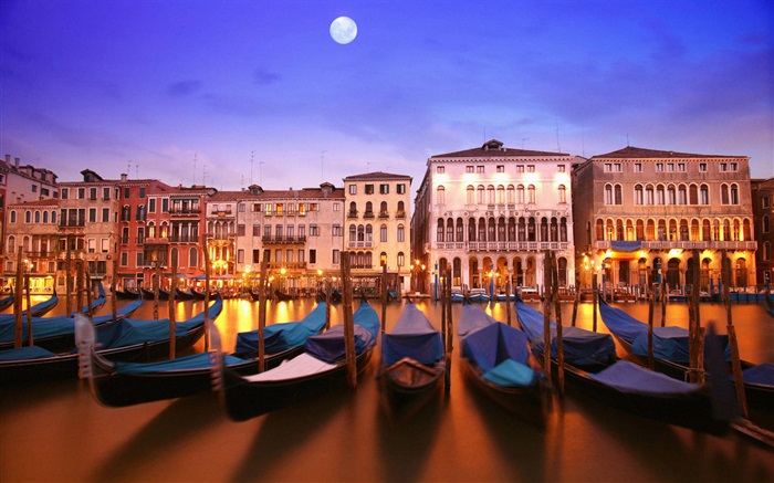 Venetian noche, barco, casa, río, luces, luna Fondos de pantalla, imagen