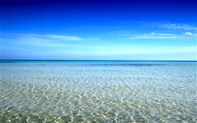Hermosa costa, agua de mar, el cielo azul HD fondos de pantalla