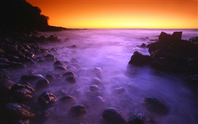 Costa, mar, piedras, la salida del sol, cielo rojo HD fondos de pantalla
