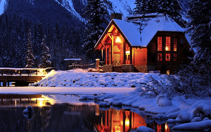 Nieve, noche, casa de campo, Lago Esmeralda, Parque Nacional Yoho, Canadá Fondos de pantalla, imagen
