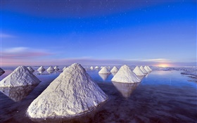 Dead Sea, puesta del sol, montones de sal