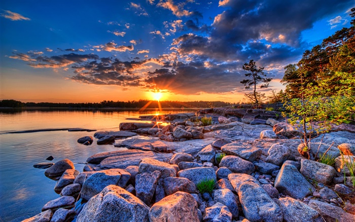 Puesta del sol, lago, árboles, piedras, nubes Fondos de pantalla, imagen