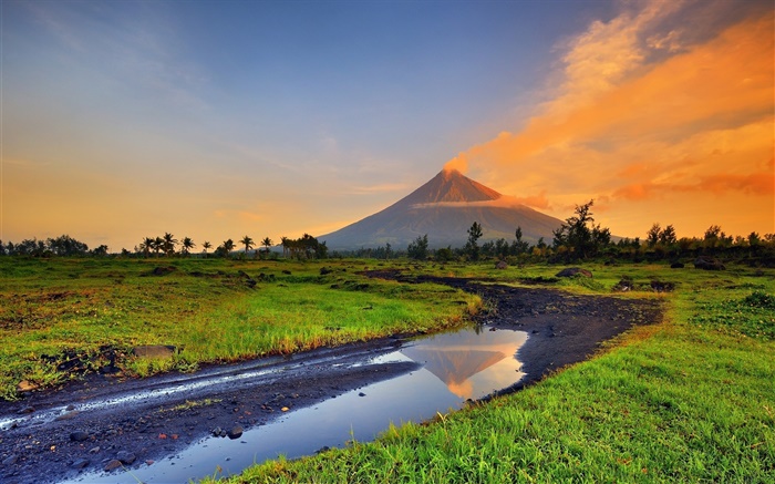 Filipinas, Mayon, volcán, montañas, hierba, arroyo Fondos de pantalla, imagen