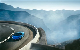 Lamborghini Aventador LP750-4 supercar azul, de alta velocidad