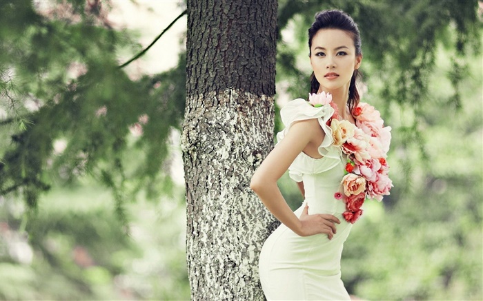 vestido de chica bella asiática, figura delgada, flores Fondos de pantalla, imagen