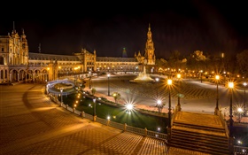 Sevilla, España, de forma cuadrada, edificios, noche, luces