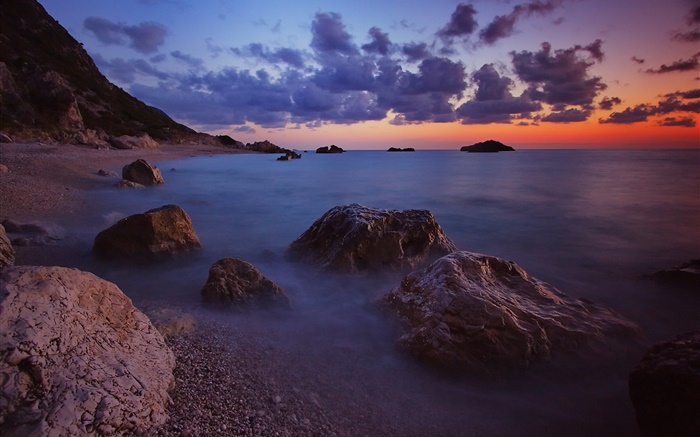 Mar, puesta del sol, nubes, cielo, noche, piedras, costa Fondos de pantalla, imagen