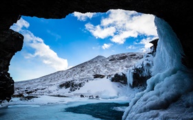 Invierno, nieve, hielo, cueva, montaña, nubes, cielo azul HD fondos de pantalla