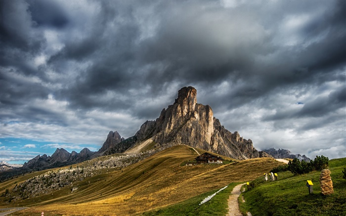 Dolomías, Italia, montañas, casa, camino de nubes, Fondos de pantalla, imagen