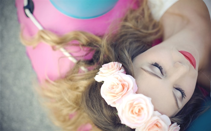 Sueño de la muchacha, flores, rosas, guirnalda Fondos de pantalla, imagen