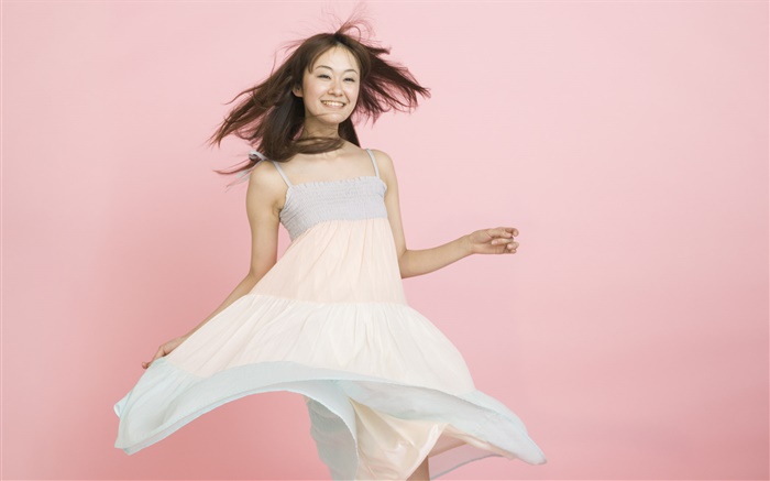 niña feliz de Asia, fondo de color rosa Fondos de pantalla, imagen