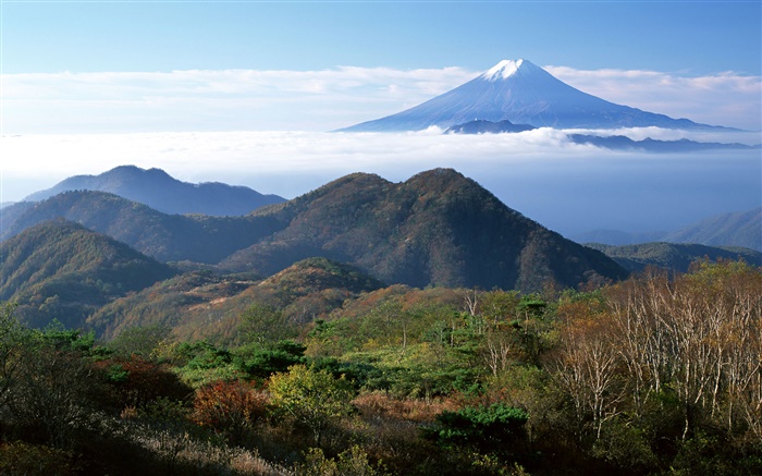 Japón paisaje de la naturaleza, el Monte Fuji, montañas, nubes Fondos de pantalla, imagen