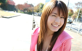 vestido rosa niña asiática, sonreír
