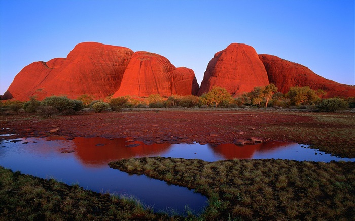 rojo de la montaña de roca, agua, hierba, crepúsculo, Australia Fondos de pantalla, imagen