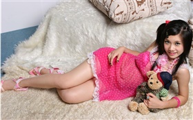 vestido rosado de la sonrisa asiática, ropa de cama, juguetes
