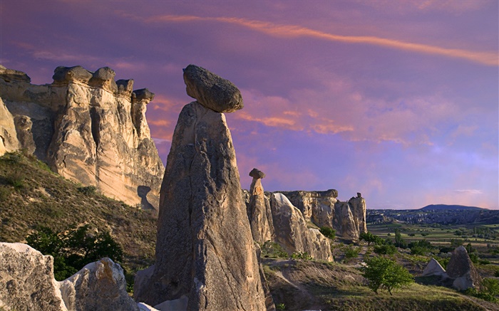 Las chimeneas de hadas, Parque Nacional de Goreme, Turquía Fondos de pantalla, imagen
