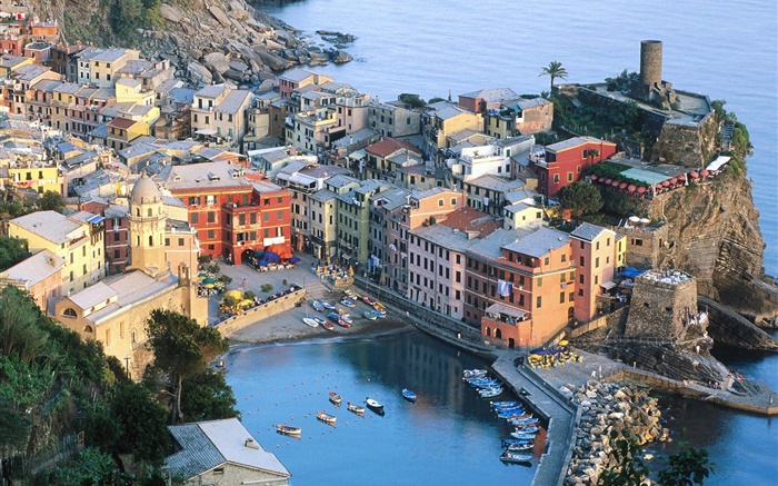 Vista superior de Cinque Terre en Italia Fondos de pantalla, imagen