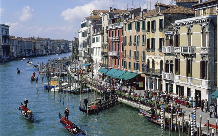Venecia, Italia, canales, casas, barcos Fondos de pantalla, imagen