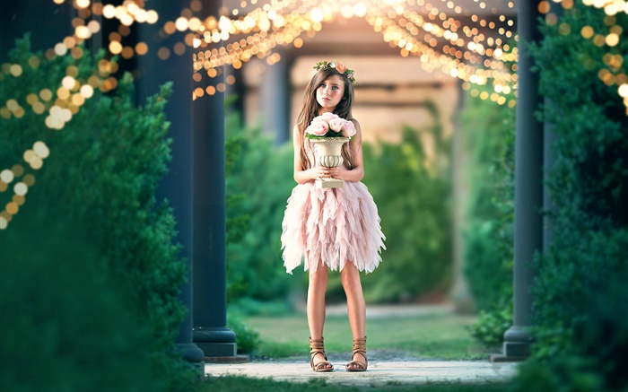 Lindo vestido rosa, chica, ramo, luces Fondos de pantalla, imagen