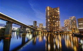 Tokio, Japón, ciudad, noche, bahía, el agua reflexión, rascacielos, luces HD fondos de pantalla