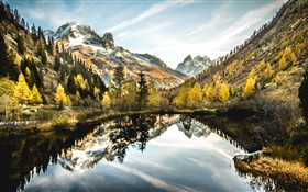 Lago, montañas, árboles, nubes, reflexión del agua HD fondos de pantalla
