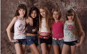 El desfile de moda, cinco niñas, niños preciosos HD fondos de pantalla
