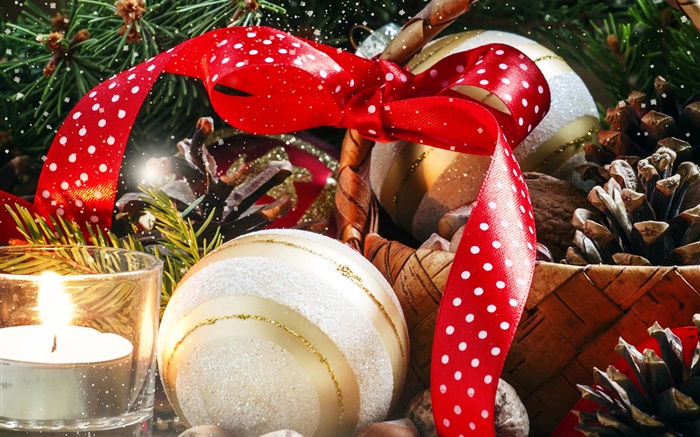 Navidad, cesta, vela, decoración, nueces, pelotas Fondos de pantalla, imagen