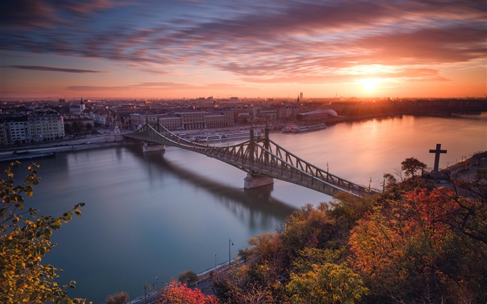 Budapest, Hungría, río, puente, puesta de sol Fondos de pantalla, imagen